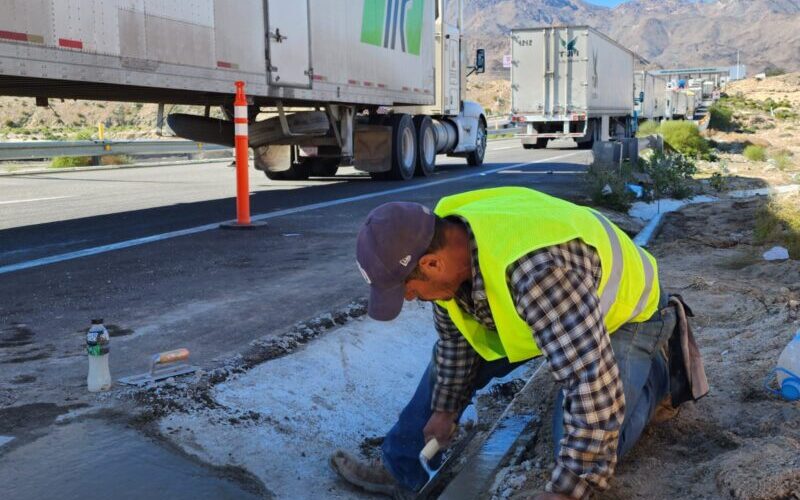 Realiza FIARUM obras hidráulicas en autopista Centinela La Rumorosa