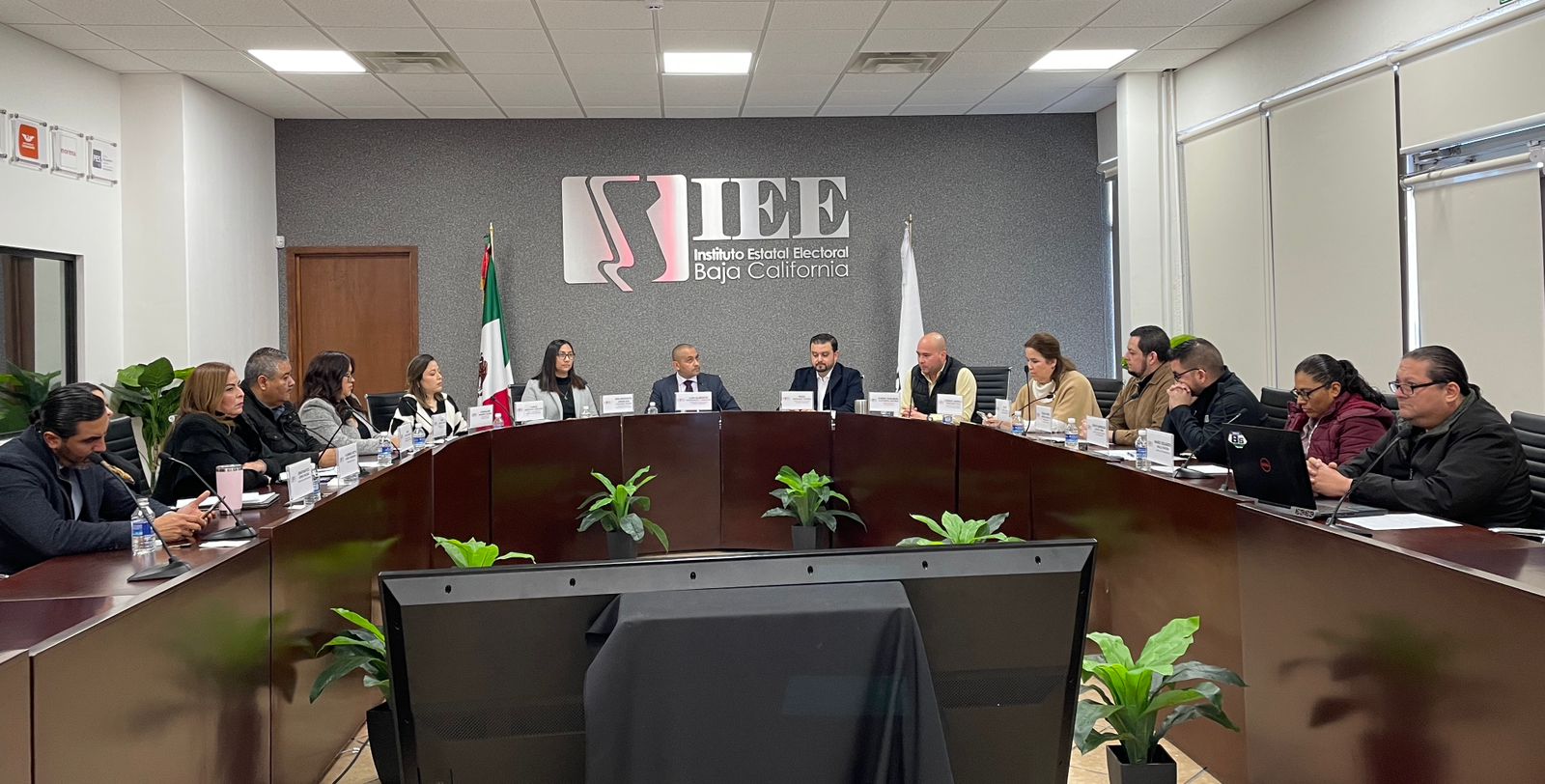 Celebra junta General Ejecutiva del IEEBC su 2ª Sesión Ordinaria