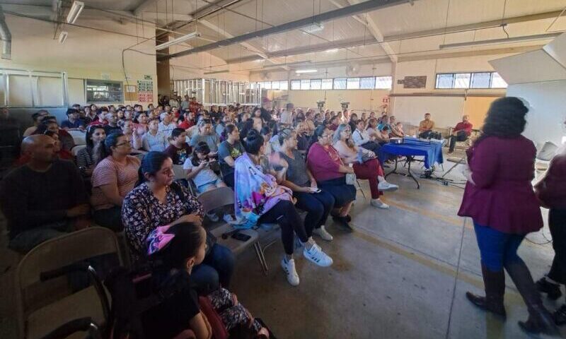 Fortalece CECyTE BC comunicación con Madres y Padres de Familia de