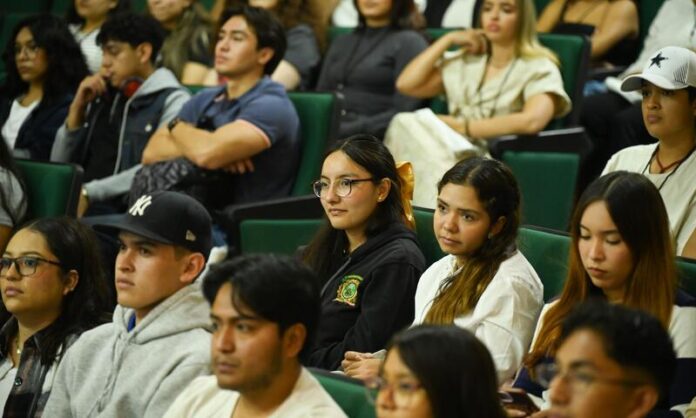 Bienvenida_Programa_Delfín_UABC02