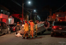 Joven provoca volcadura tras quedarse dormido al volante en Playas de Tijuana