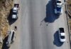 Mujer resulta lesionada tras volcadura en el bulevar 2000; conductor involucrado huyó