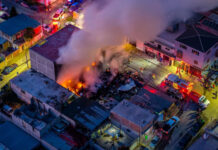 Incendio consume vivienda de madera en la colonia Altiplano