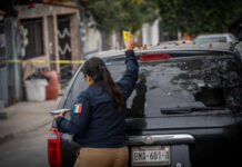 Hombre resulta lesionado tras ataque armado mientras viajaba con su hija menor