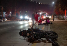 Accidente en Libramiento Rosas Magallón deja un motociclista herido