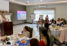 Acerca AMMJE Tijuana herramientas para la reinserción de mujeres