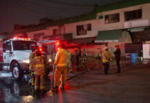 Incendio consume local en el Mercado de Abastos sobre el bulevar Federico Benítez