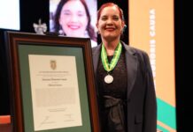 UABC reconoce a Olivia Graeve por derribar fronteras desde la ciencia y la educación
