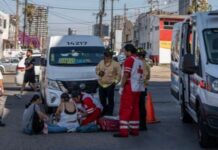 Taxista de ruta atropella a dos mujeres en la colonia Revolución